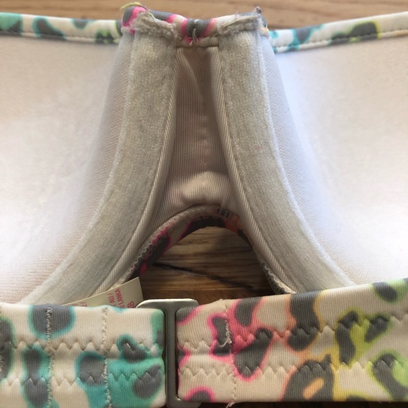 EUC!  VS bikini top w/ straps. - Picture 2 of 3